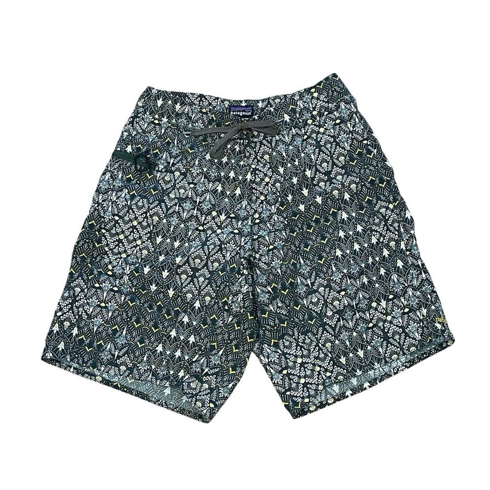 PATAGONIA Men’s Size 30 Swim Trunks Board Surf Wavefarer Shorts Zipper Pocket